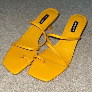 SUMMER SALE - NEW NINE WEST HEEL SLIDE SANDALS